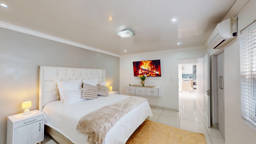 4 Bedroom Property for Sale in Rocklands Western Cape